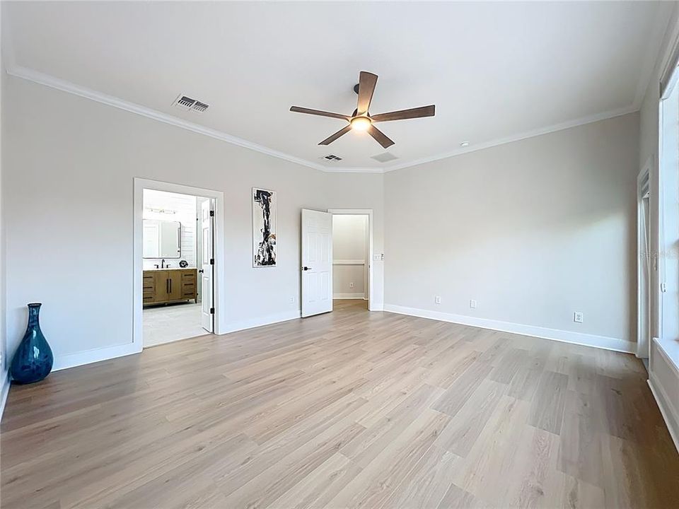 На продажу: $1,350,000 (5 спален, 4 ванн, 3238 Квадратных фут)