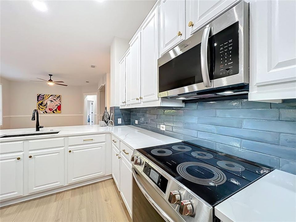 На продажу: $1,350,000 (5 спален, 4 ванн, 3238 Квадратных фут)