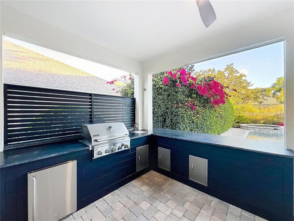 На продажу: $1,350,000 (5 спален, 4 ванн, 3238 Квадратных фут)