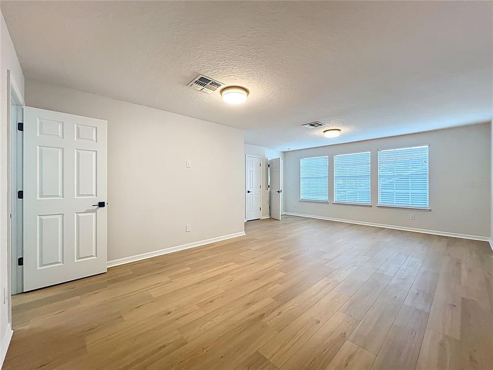 На продажу: $1,350,000 (5 спален, 4 ванн, 3238 Квадратных фут)