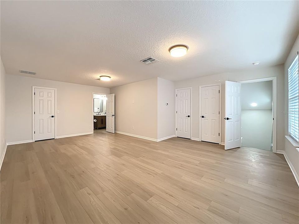 На продажу: $1,350,000 (5 спален, 4 ванн, 3238 Квадратных фут)