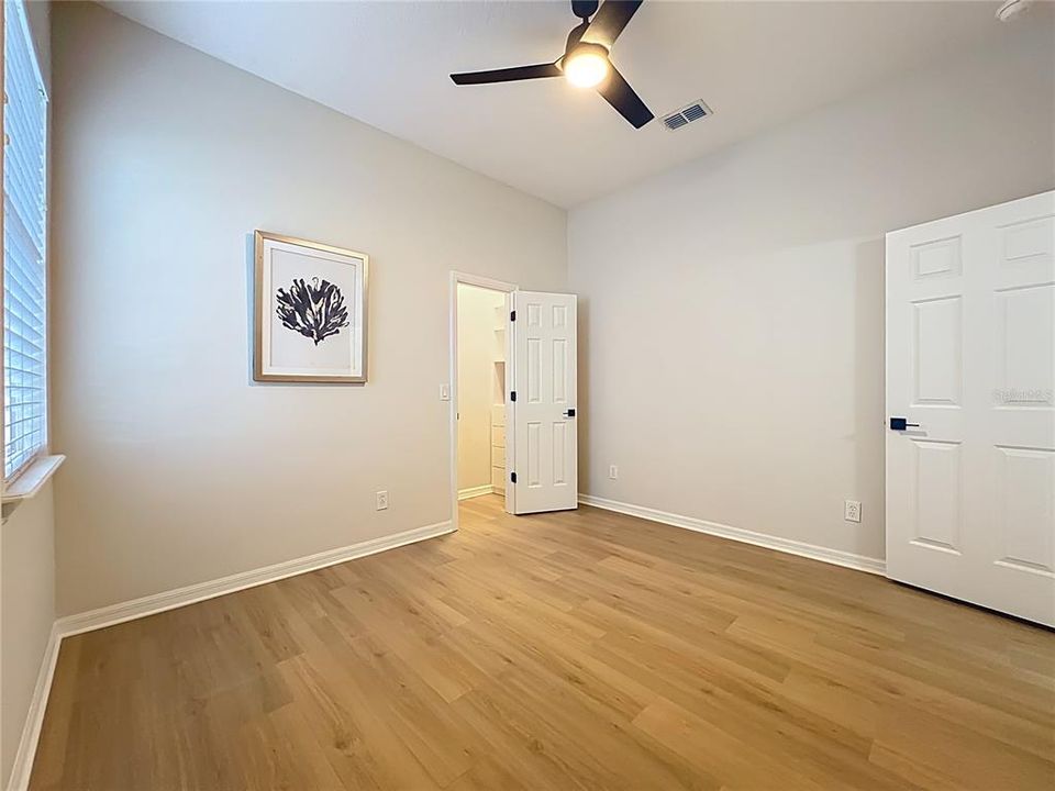 На продажу: $1,350,000 (5 спален, 4 ванн, 3238 Квадратных фут)