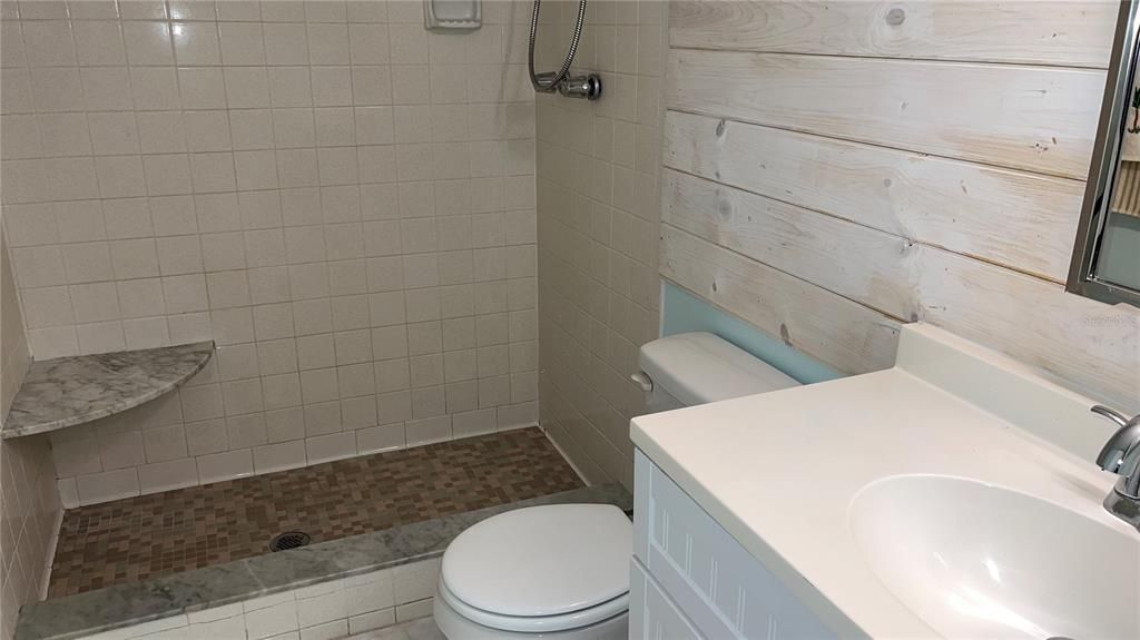 For Rent: $1,800 (2 beds, 2 baths, 1044 Square Feet)