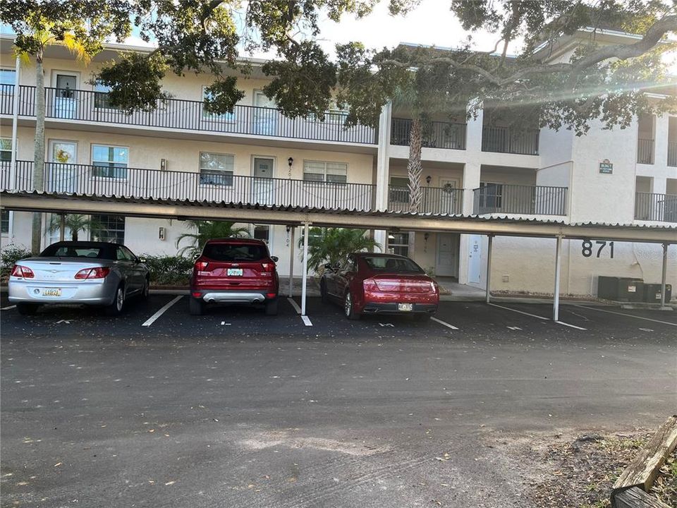 For Rent: $1,800 (2 beds, 2 baths, 1044 Square Feet)