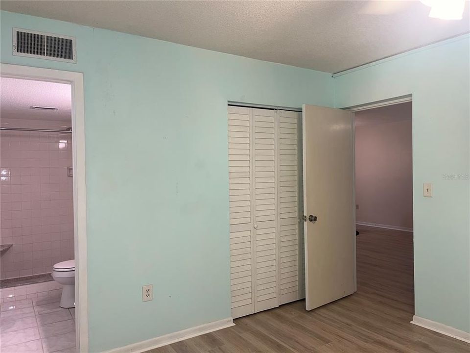 For Rent: $1,800 (2 beds, 2 baths, 1044 Square Feet)