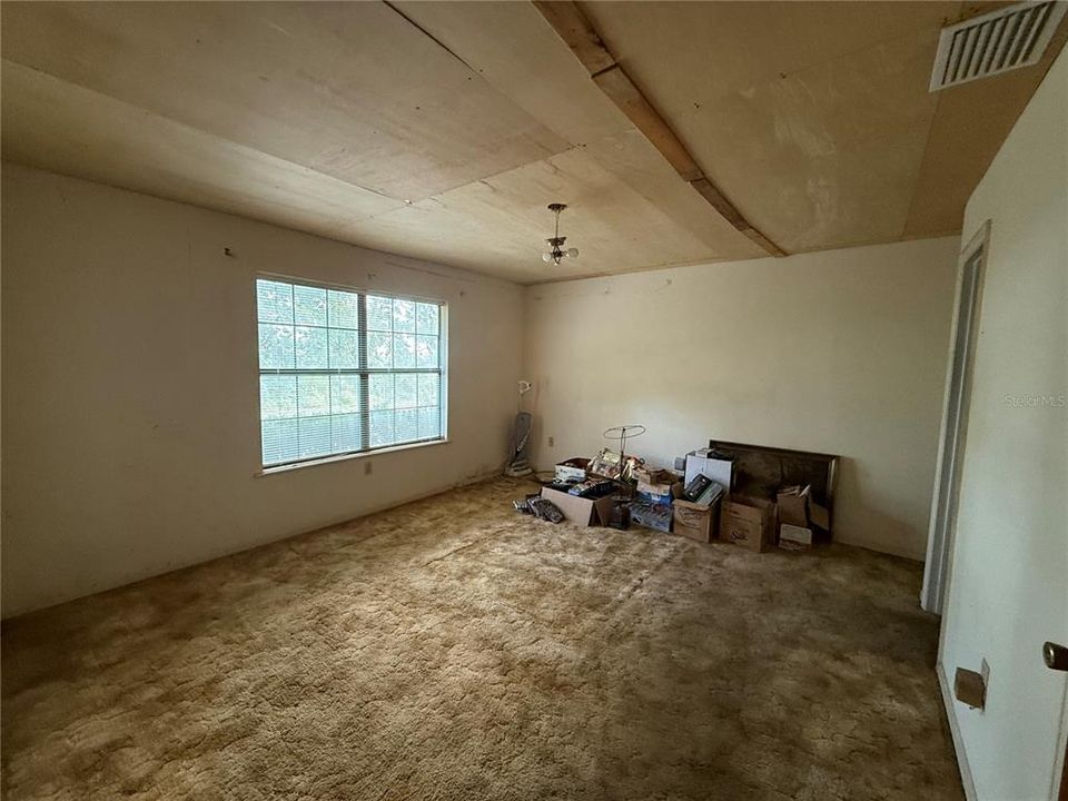 待售: $159,900 (3 贝兹, 3 浴室, 1515 平方英尺)