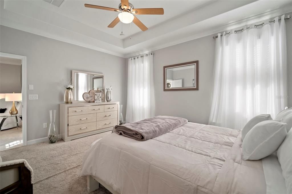 待售: $465,000 (4 贝兹, 3 浴室, 2057 平方英尺)