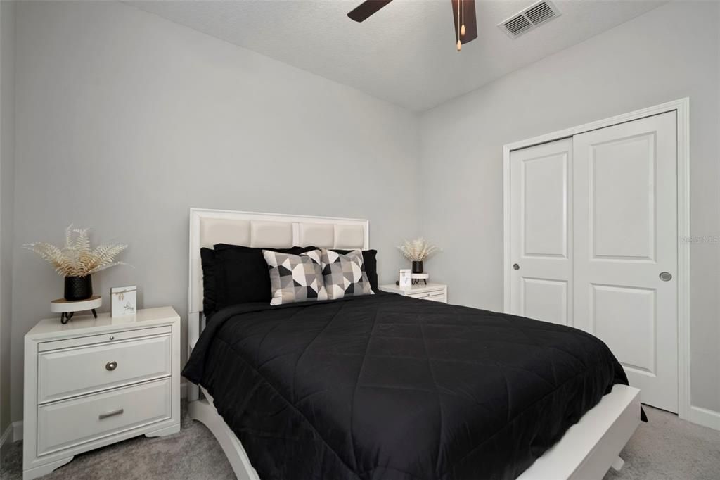 待售: $465,000 (4 贝兹, 3 浴室, 2057 平方英尺)