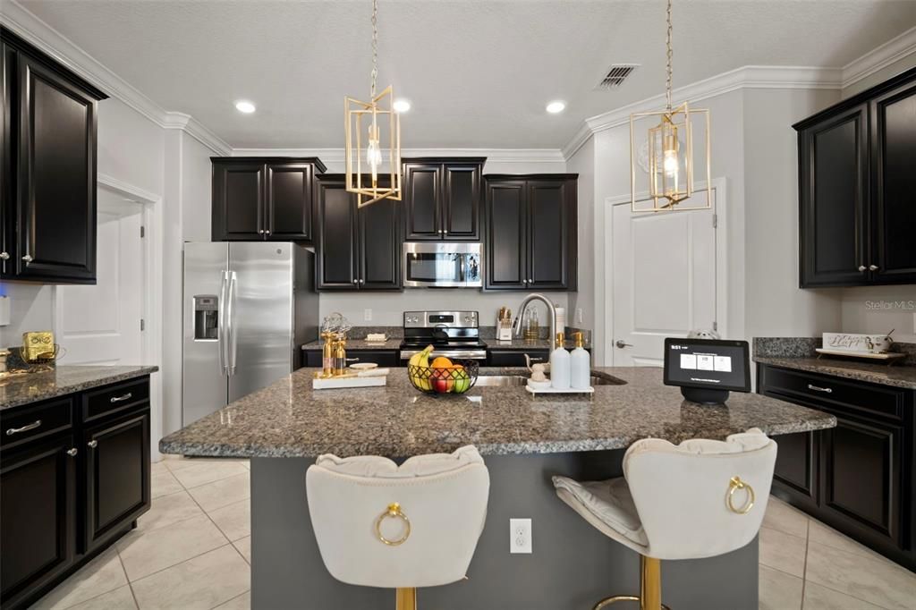 待售: $465,000 (4 贝兹, 3 浴室, 2057 平方英尺)