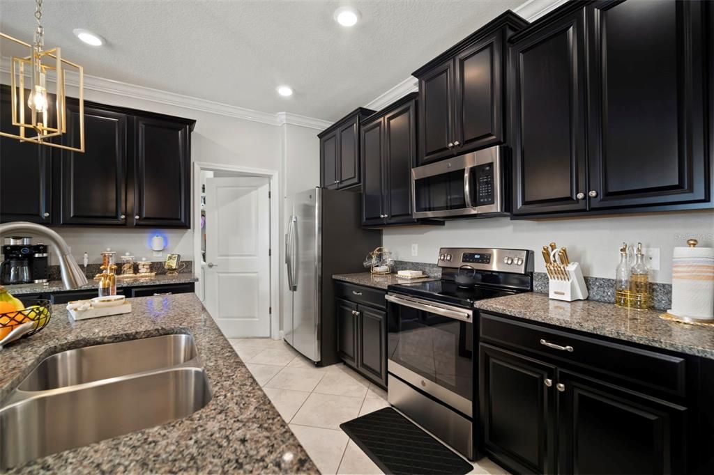 待售: $465,000 (4 贝兹, 3 浴室, 2057 平方英尺)