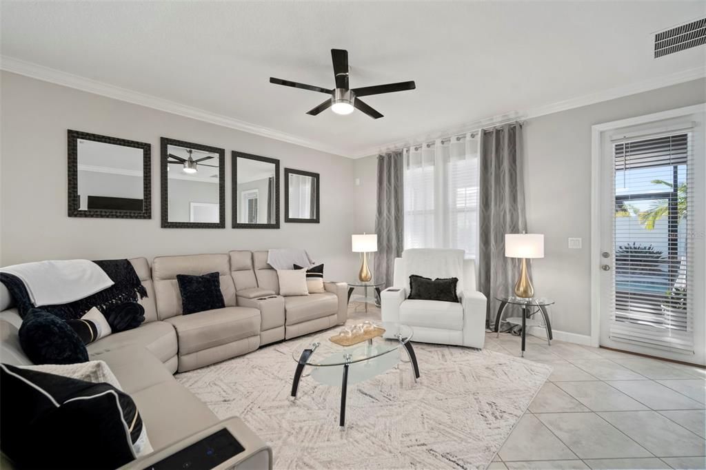 待售: $465,000 (4 贝兹, 3 浴室, 2057 平方英尺)