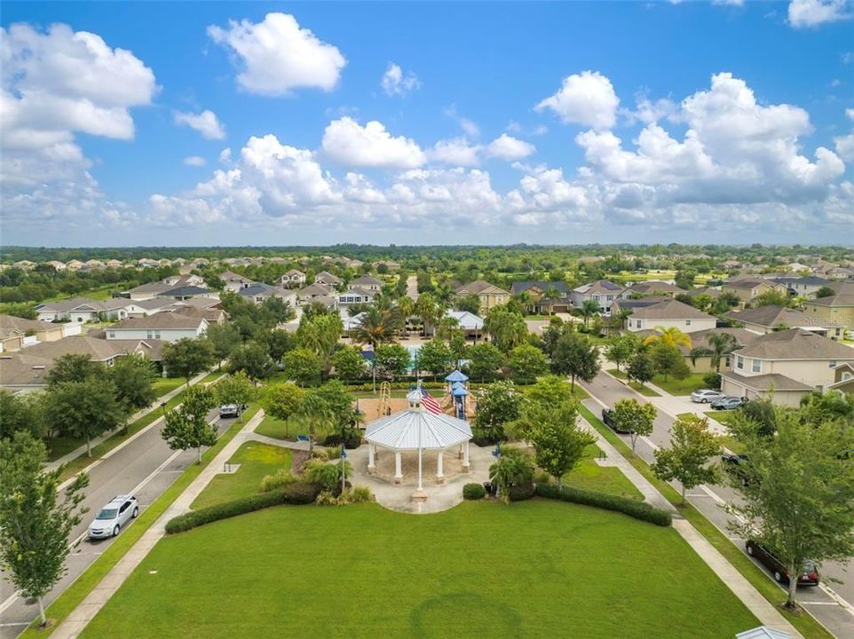 待售: $465,000 (4 贝兹, 3 浴室, 2057 平方英尺)