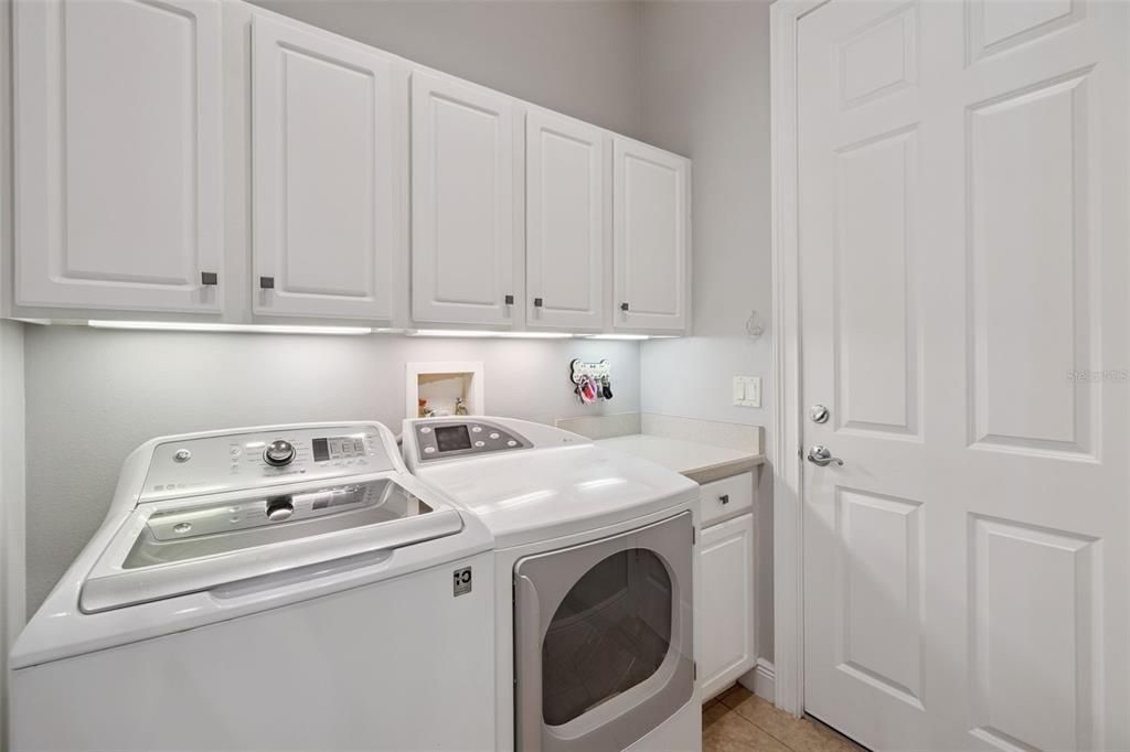 待售: $565,000 (4 贝兹, 3 浴室, 2938 平方英尺)