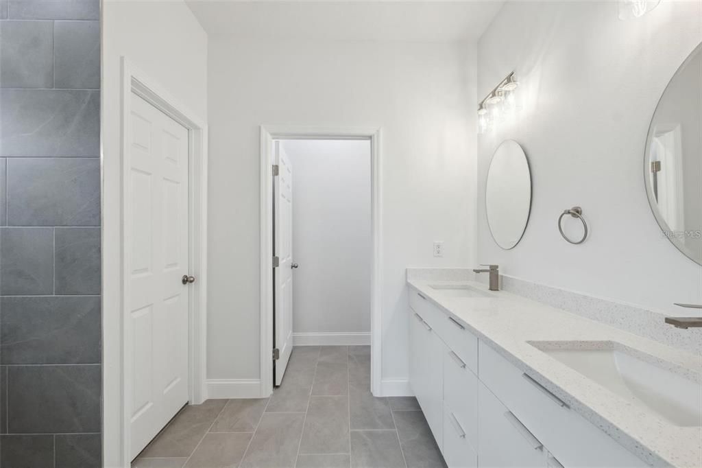 待售: $269,900 (4 贝兹, 2 浴室, 1503 平方英尺)