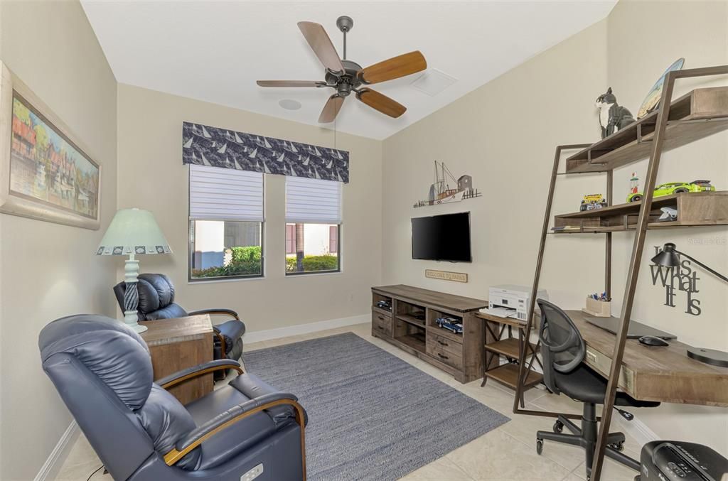 На продажу: $750,000 (3 спален, 3 ванн, 2203 Квадратных фут)