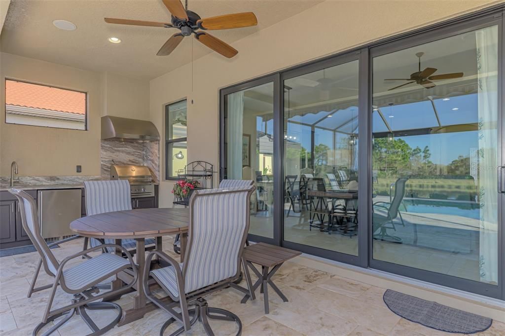 На продажу: $750,000 (3 спален, 3 ванн, 2203 Квадратных фут)