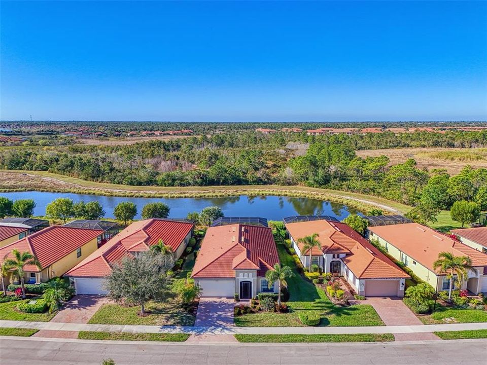 На продажу: $750,000 (3 спален, 3 ванн, 2203 Квадратных фут)