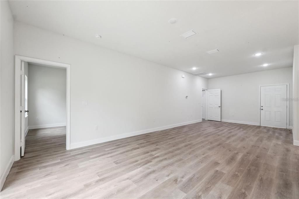 En Venta: $269,900 (4 camas, 2 baños, 1503 Pies cuadrados)