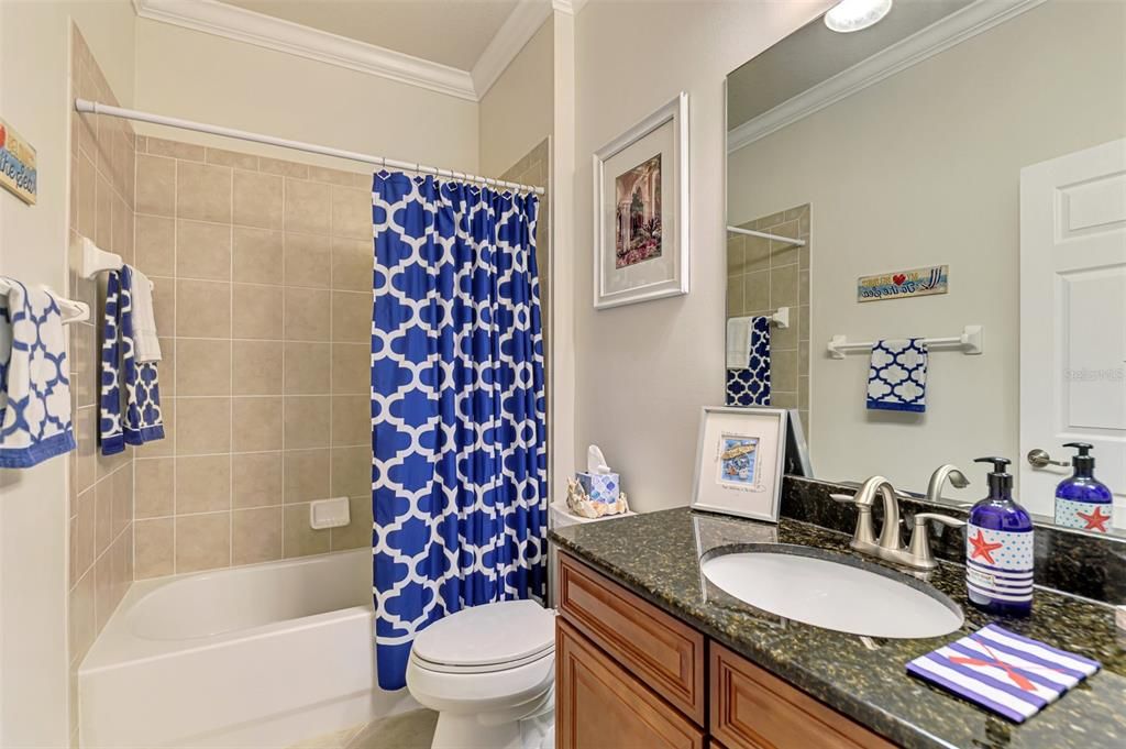 待售: $450,000 (2 贝兹, 2 浴室, 1726 平方英尺)