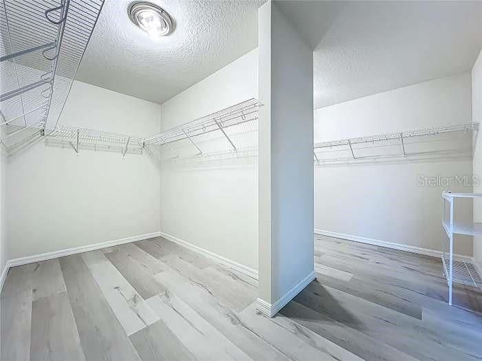 В аренду: $4,000 (5 спален, 3 ванн, 3919 Квадратных фут)