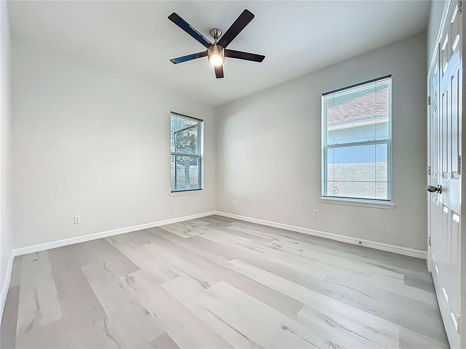 В аренду: $4,000 (5 спален, 3 ванн, 3919 Квадратных фут)