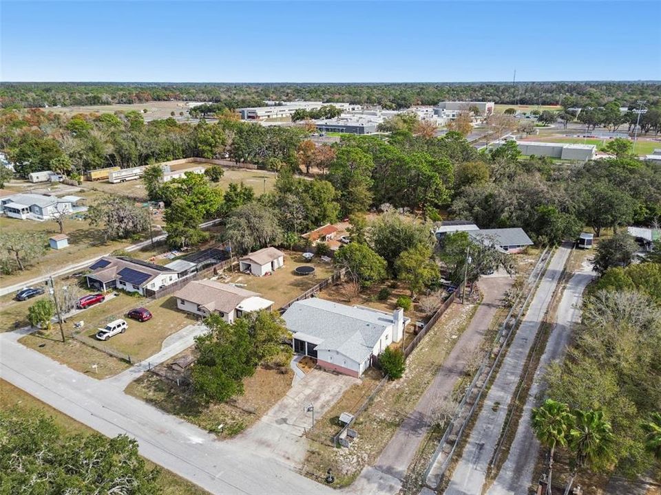 待售: $250,000 (4 贝兹, 2 浴室, 1756 平方英尺)