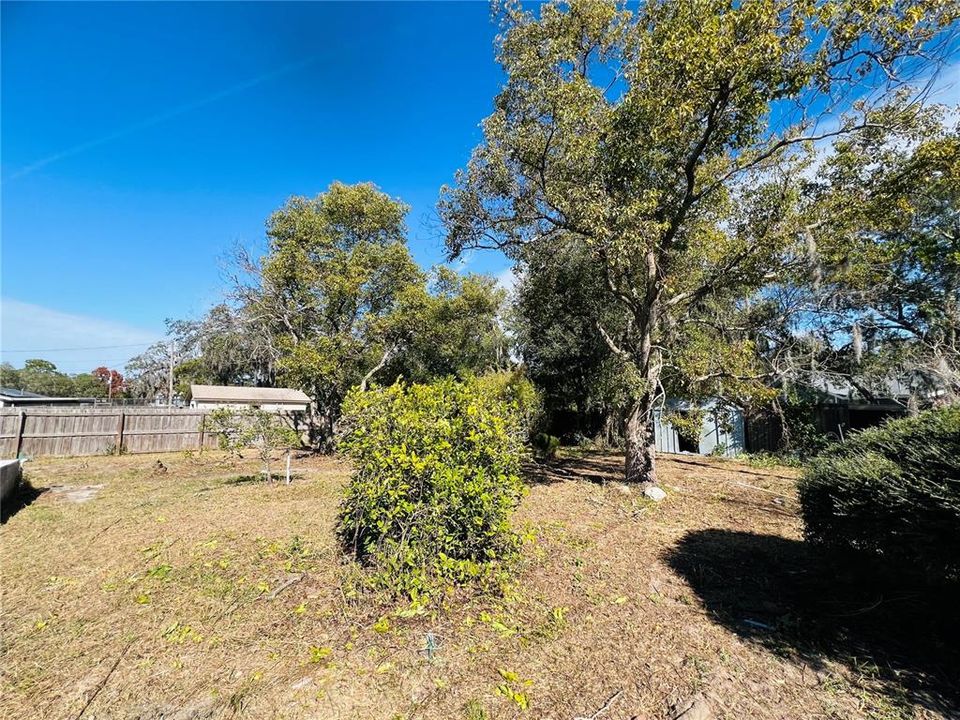 待售: $250,000 (4 贝兹, 2 浴室, 1756 平方英尺)