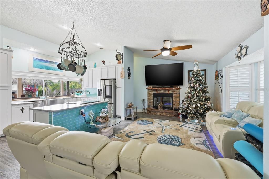 For Sale: $620,000 (3 beds, 2 baths, 1631 Square Feet)