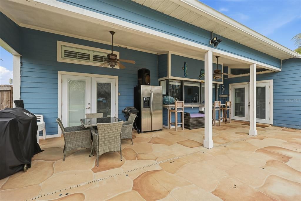 For Sale: $620,000 (3 beds, 2 baths, 1631 Square Feet)