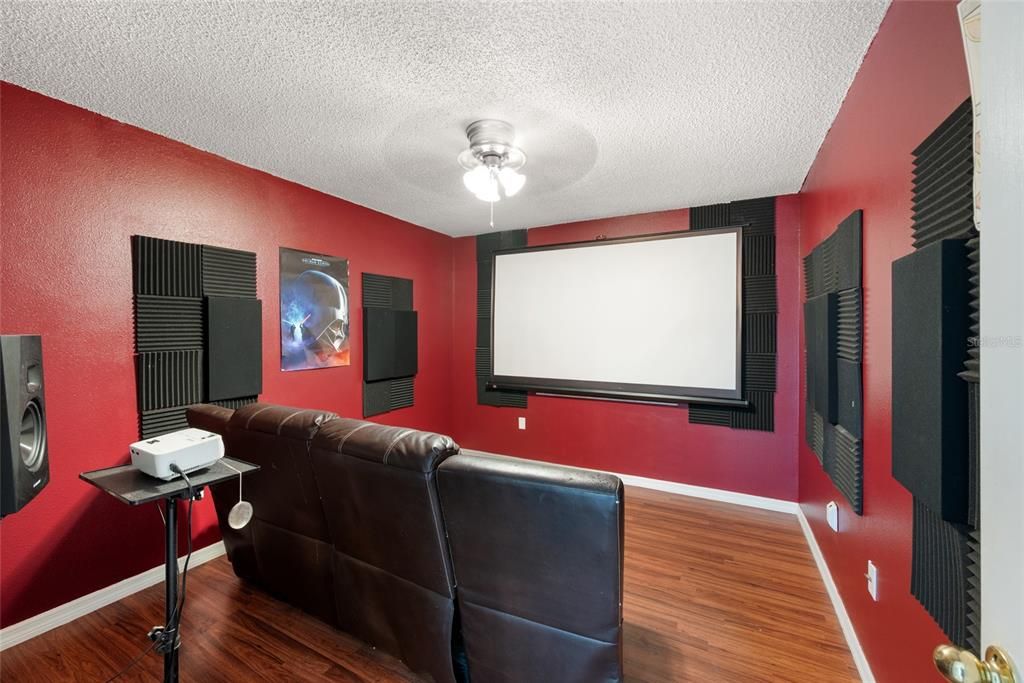 En Venta: $350,000 (3 camas, 2 baños, 1559 Pies cuadrados)