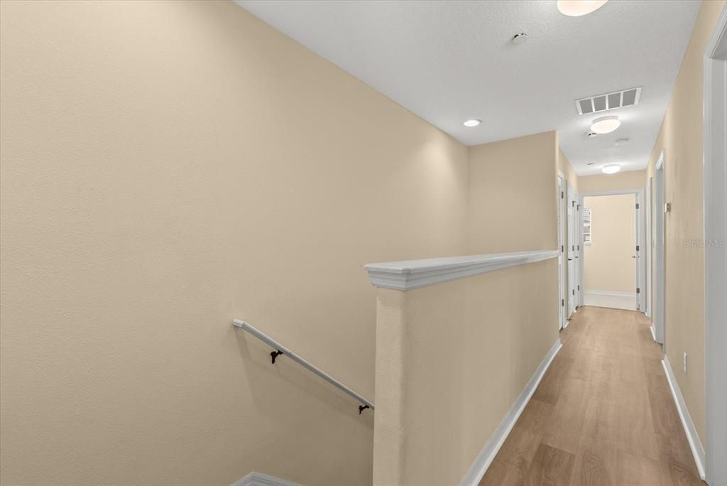 На продажу: $340,000 (3 спален, 2 ванн, 1572 Квадратных фут)