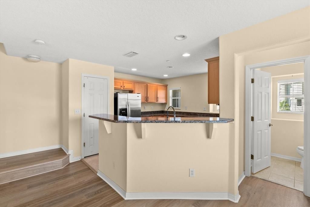 На продажу: $340,000 (3 спален, 2 ванн, 1572 Квадратных фут)