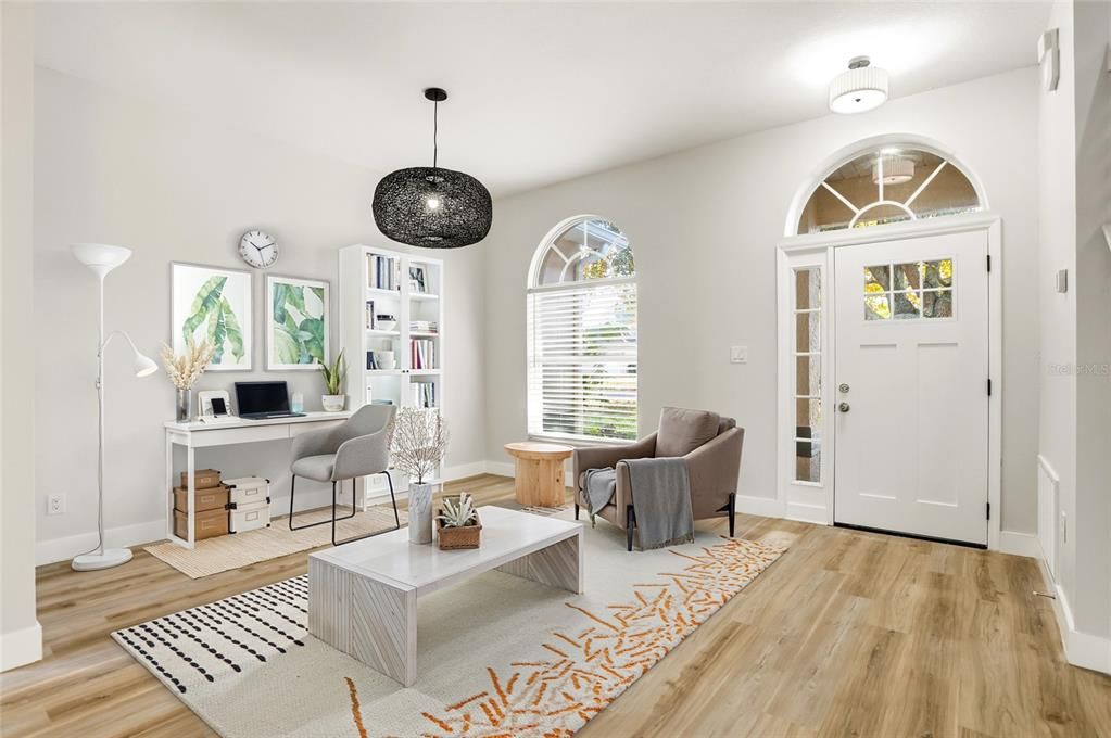 En Venta: $549,900 (5 camas, 2 baños, 2433 Pies cuadrados)