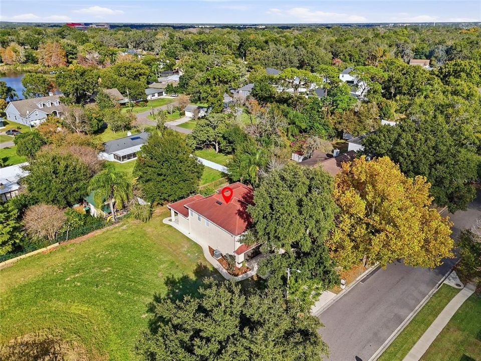 En Venta: $549,900 (5 camas, 2 baños, 2433 Pies cuadrados)