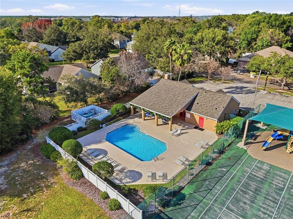 En Venta: $549,900 (5 camas, 2 baños, 2433 Pies cuadrados)