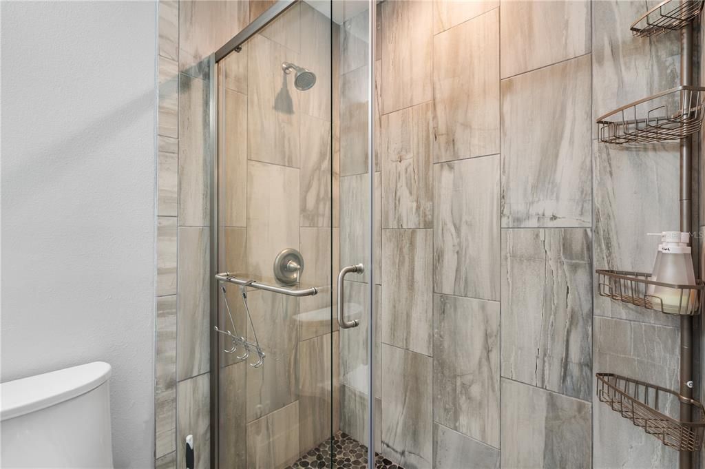 For Sale: $499,900 (3 beds, 2 baths, 1592 Square Feet)