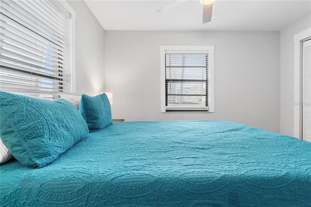 For Sale: $499,900 (3 beds, 2 baths, 1592 Square Feet)