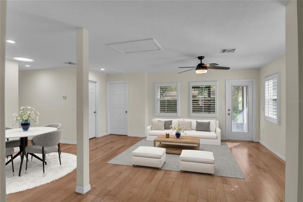 待售: $439,900 (4 贝兹, 3 浴室, 2111 平方英尺)