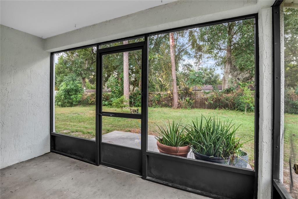 待售: $439,900 (4 贝兹, 3 浴室, 2111 平方英尺)