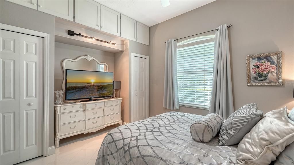 待售: $973,750 (3 贝兹, 3 浴室, 2073 平方英尺)