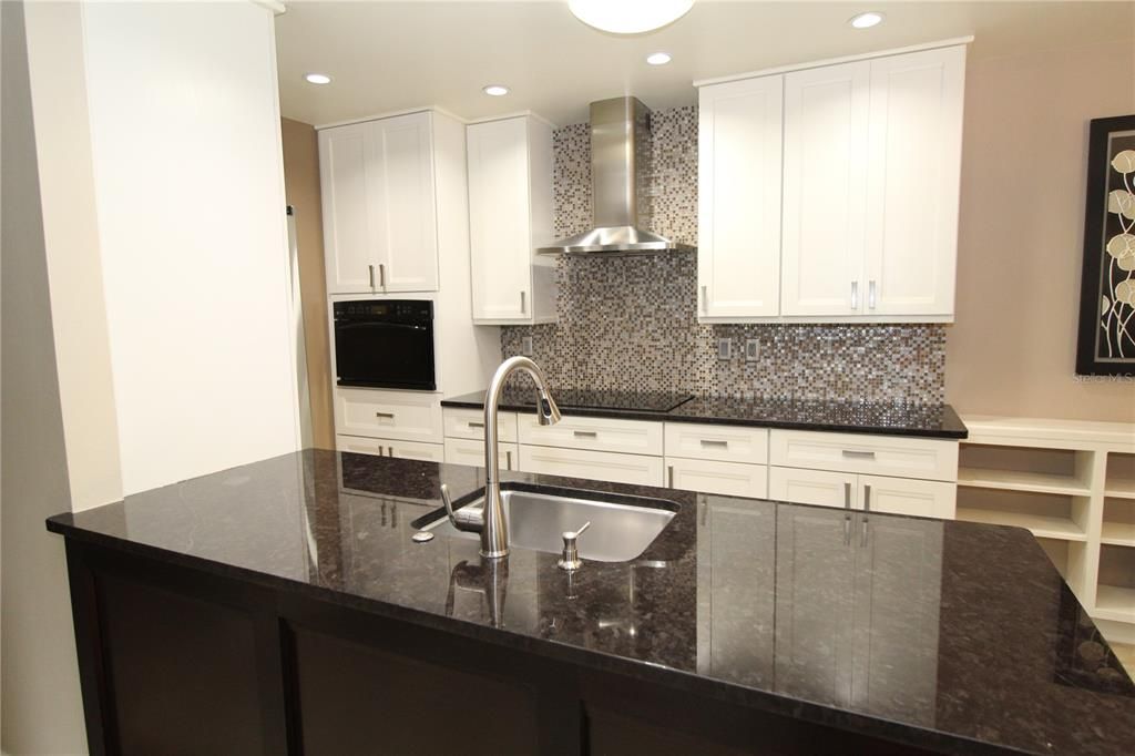 For Rent: $1,900 (2 beds, 2 baths, 1245 Square Feet)