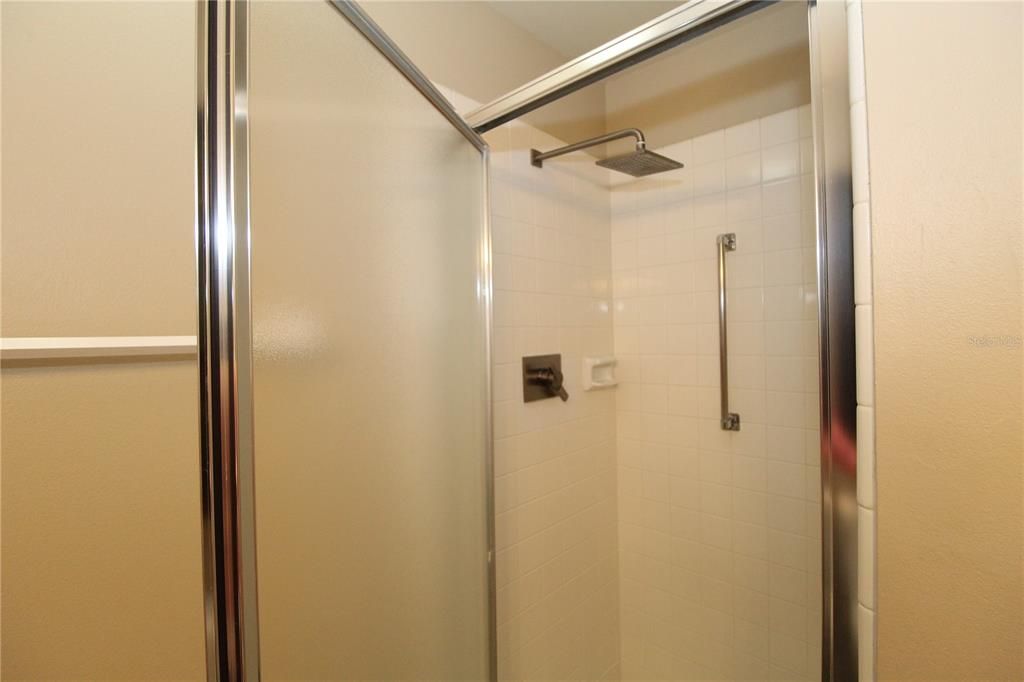 For Rent: $1,900 (2 beds, 2 baths, 1245 Square Feet)