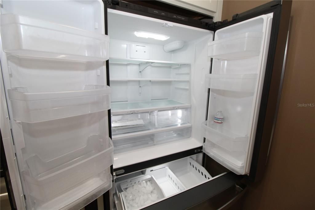 For Rent: $1,900 (2 beds, 2 baths, 1245 Square Feet)