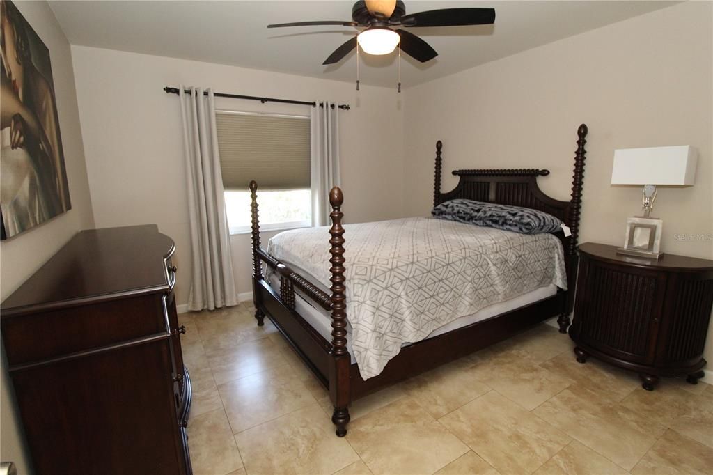 For Rent: $1,900 (2 beds, 2 baths, 1245 Square Feet)