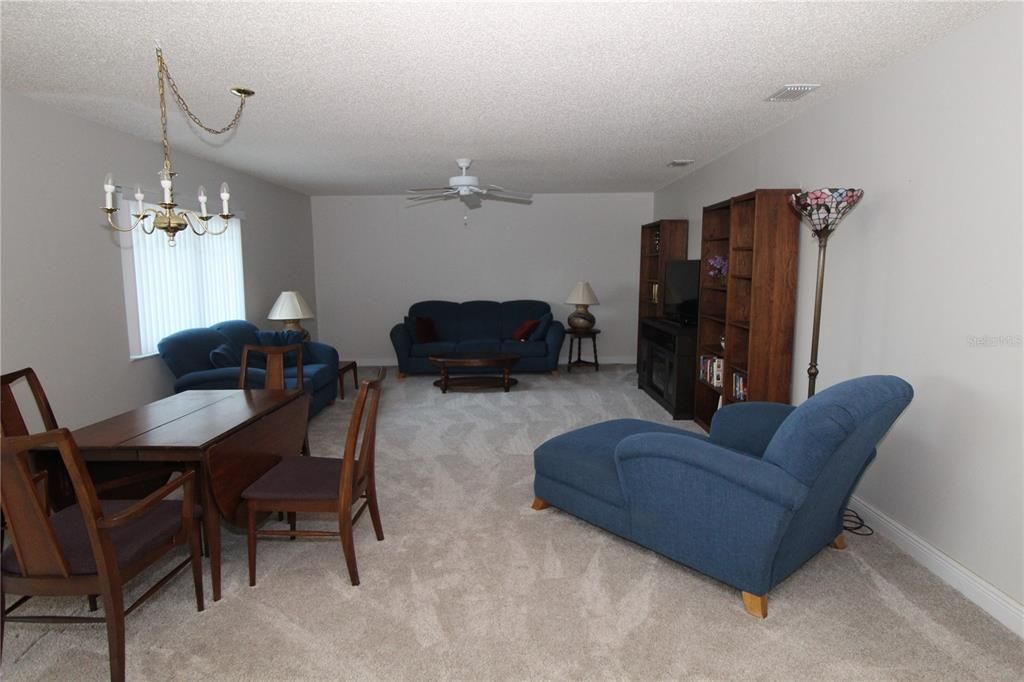 For Rent: $1,850 (2 beds, 2 baths, 1448 Square Feet)