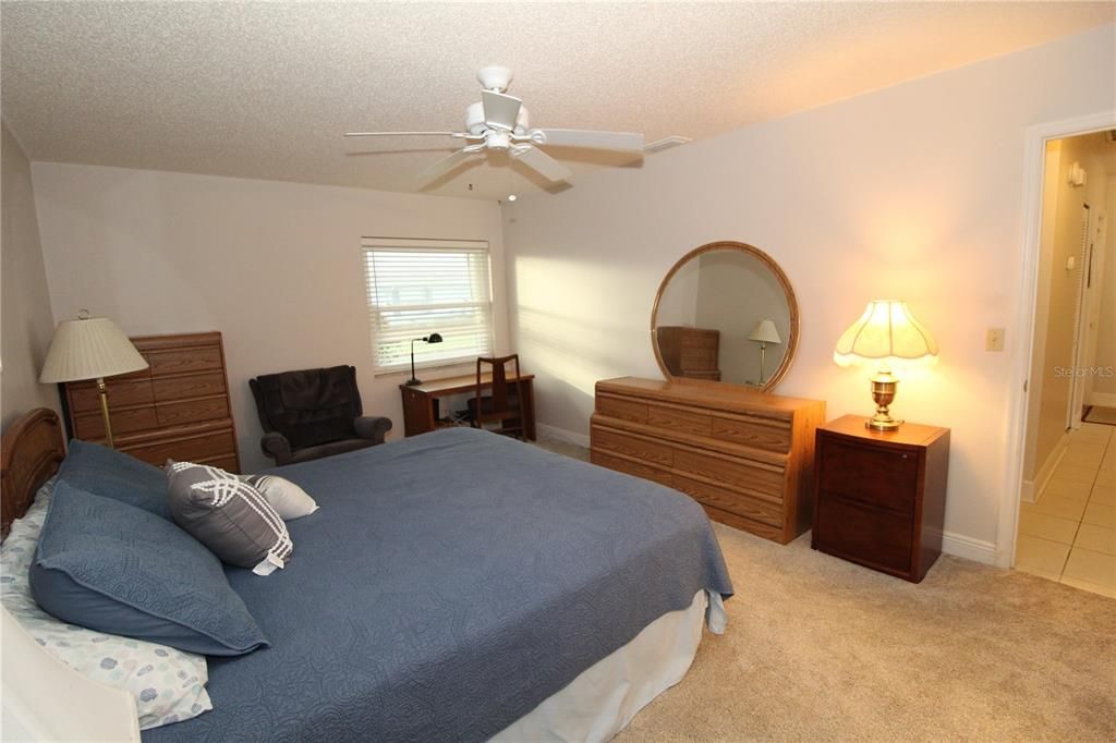 For Rent: $1,850 (2 beds, 2 baths, 1448 Square Feet)