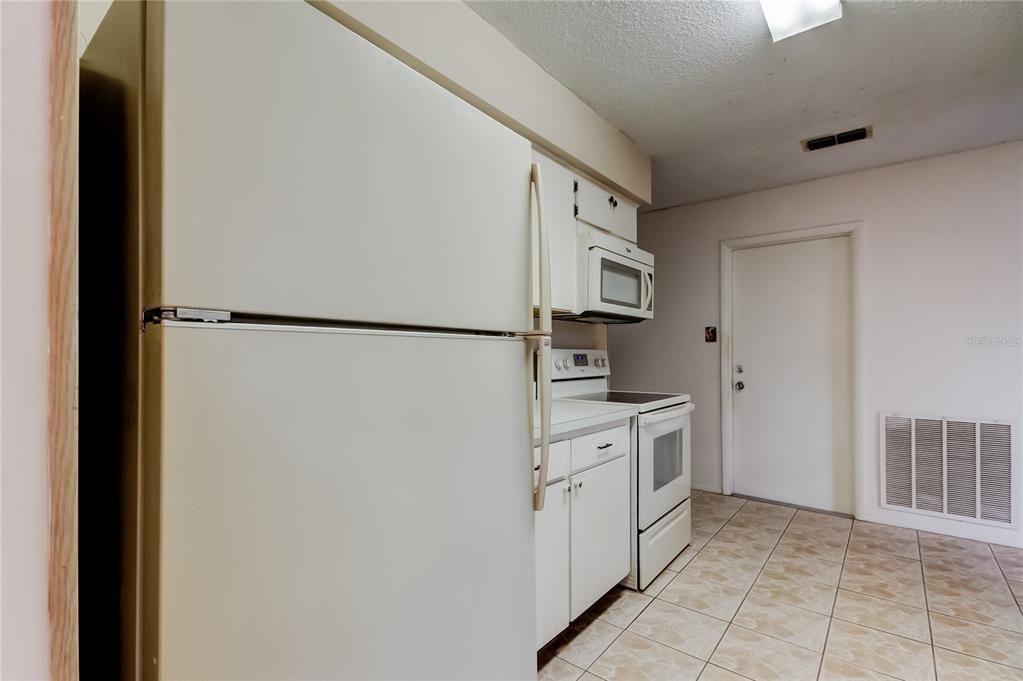 待售: $320,000 (3 贝兹, 2 浴室, 1750 平方英尺)