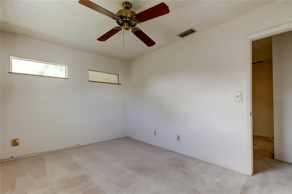 待售: $320,000 (3 贝兹, 2 浴室, 1750 平方英尺)