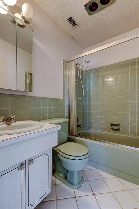 待售: $320,000 (3 贝兹, 2 浴室, 1750 平方英尺)