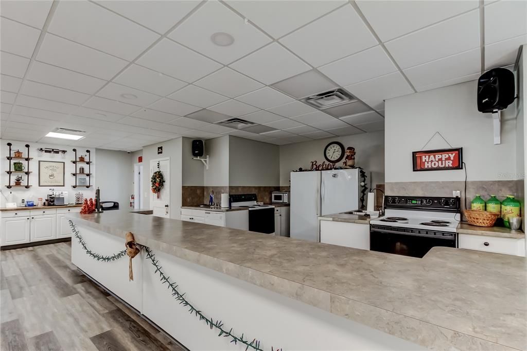 Active With Contract: $320,000 (3 beds, 2 baths, 1750 Square Feet)